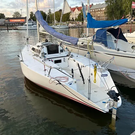 Bådhotel Botnia Mini Racer Riga